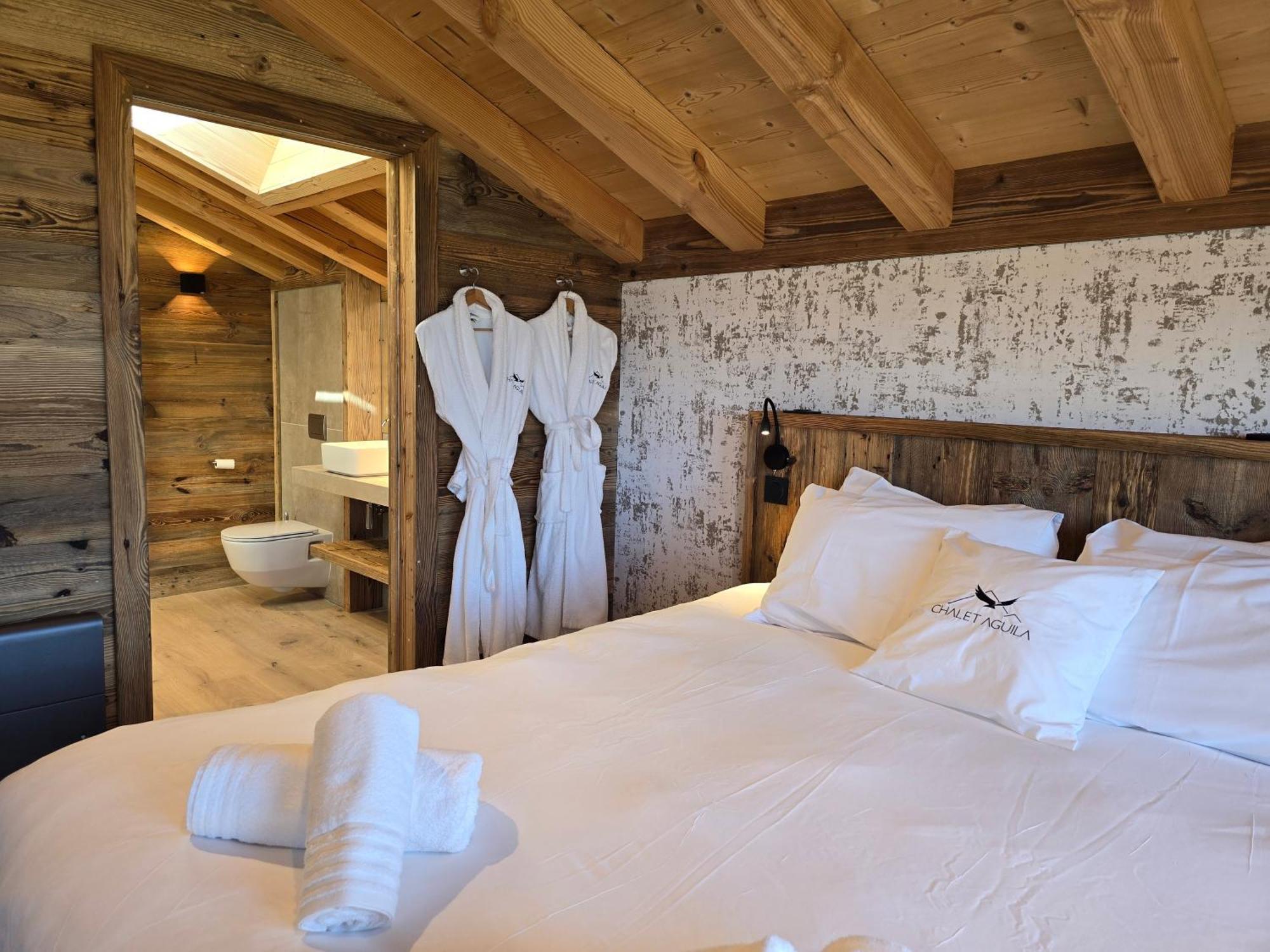 Chalet Aguila - Jacuzzi Et Sauna Panoramique - Construit En 2023 Bolquere Ngoại thất bức ảnh